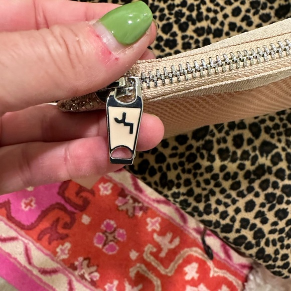 Joy Lab Mesh Clutch - Picture 8 of 12